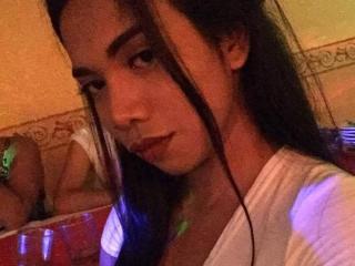 XTsDarkAngelx - Chat live hard with this charcoal hair Ladyboy 