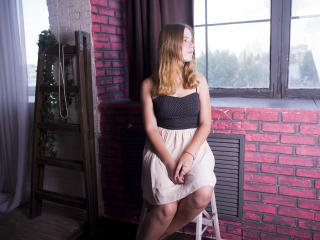 JuliaRich - Webcam hot avec une Sublime fille blanche sur la plateforme Xlovecam.com 