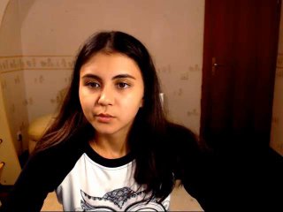 OllyFlower - chat online sex with this brown hair Young and sexy lady 