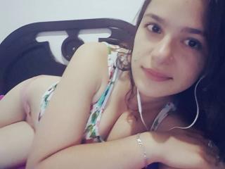 AngelaMariag - online chat sex with a latin Gorgeous lady 
