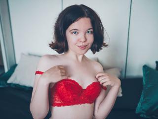 AlinaOliver - Chat xXx with this average constitution Young and sexy lady 