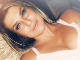 SugarAnastasya - Webcam live sexy avec cette Camgirl mature avec des cheveux bruns sur la plateforme XloveCam 