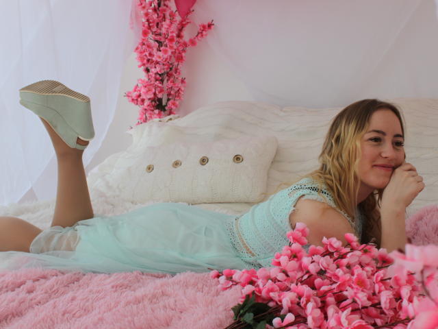 SmilerRoxanna - Sexe cam en vivo - 5679701