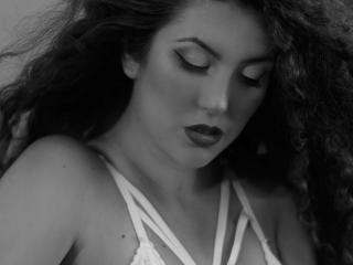 TashaRouge - Show live sex with this being from Europe Hot babe 