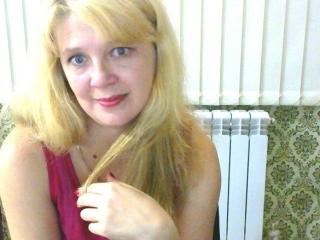 CathyForLove - Chat hard with this average body Attractive woman 