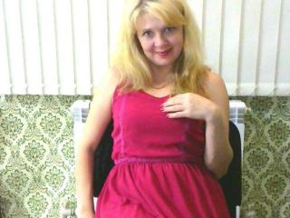 CathyForLove - Webcam live hot with a shaved genital area Gorgeous lady 