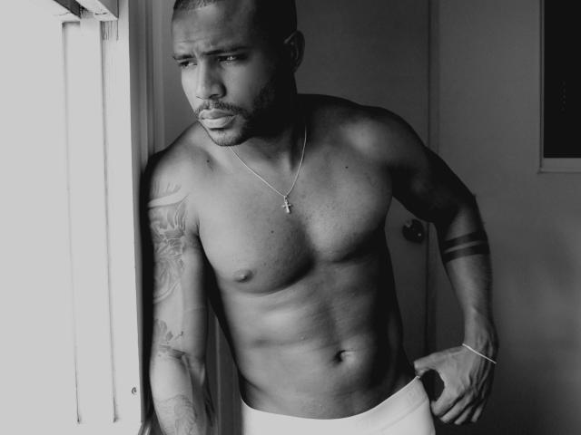 MarcelHugeCock - Sexe cam en vivo - 5717336