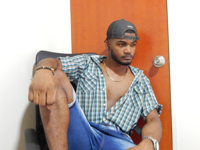 BigAlpha - Sexe cam en vivo - 5719356