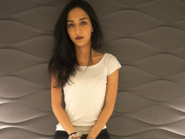 MissyDelight - Chat live hot with a shaved pussy 18+ teen woman 