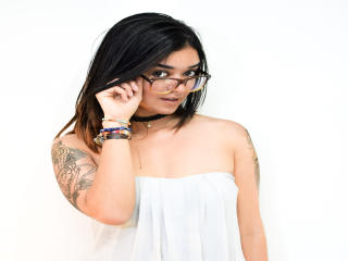 VictoriaBeauty - Spectacle sexe avec une Admirable fille très sexy à la chevelure brune sur le service X Love Cam 