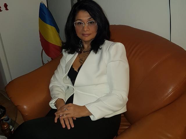 CuteKittyforLove - chat online exciting with a massive breast MILF 