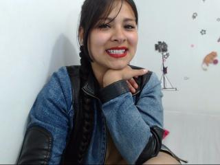 MagentaGrace - Chat live hot with this auburn hair Sexy girl 