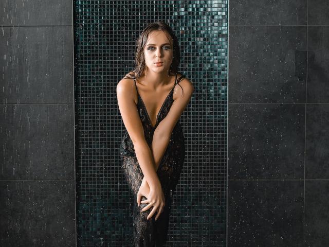 AdelinaBlack - Sexe cam en vivo - 5773521