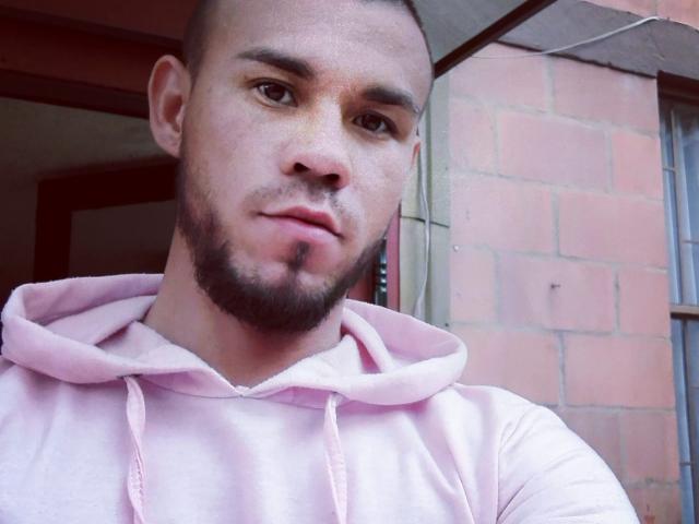 HottGeorge - Sexe cam en vivo - 5777256