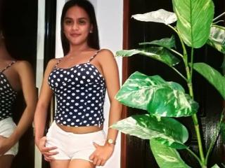 CelinaShemale - Video chat hot with this skinny body Shemale 