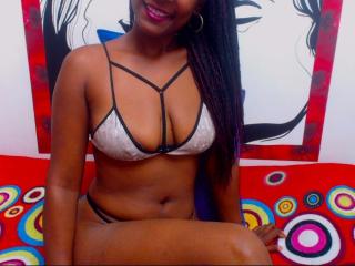 BlackSoHorny - Chat live nude with this fit constitution Hot chick 