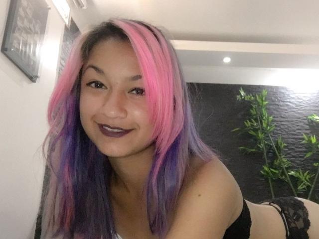 CatMoonLigth - online chat exciting with a trimmed pussy 18+ teen woman 