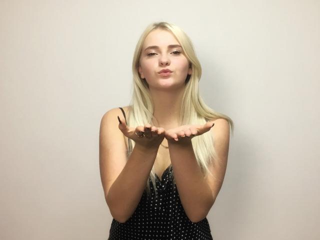 AndreaRock - Sexe cam en vivo - 5821971