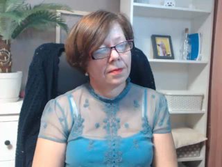 AdeleLoveEx - Video chat x with a European Sexy mother 