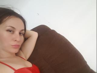 HelenfromHeaven - Live chat porno avec cette Splendide nana sexy épilée sur XloveCam 