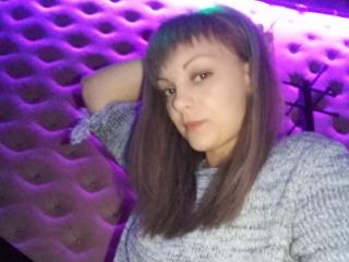 SweetNallani - chat online x with this brown hair Young lady 