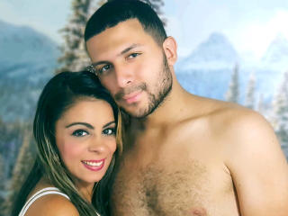 BaironxNicole - Live cam porno avec ce Couple avec le sexe rasé sur le site XloveCam 