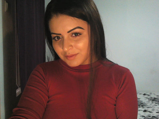 LoveVanessa - Web cam hot with this Young lady 