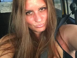 Thalisa69 - Live sex with a Girl with large chested 