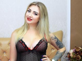 ChicDiyana - Chat x with a gold hair Young and sexy lady 