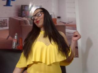 Appetizingass - Chat sex with this latin american Lady 