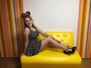 DallasRayin - Chat cam exciting with this light-haired Hot chicks 