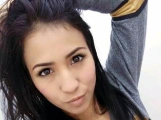 AmbarWetLover - online show sex with this shaved vagina Young and sexy lady 