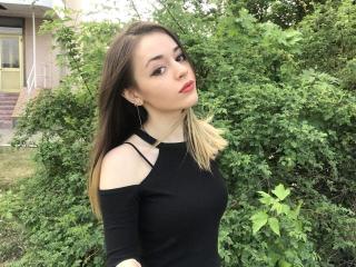 MorganKellie - Show exciting with this trimmed pussy 18+ teen woman 