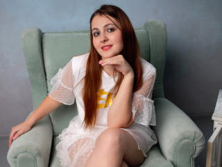 LizaCandyy - online chat sexy with this White Sexy babes 