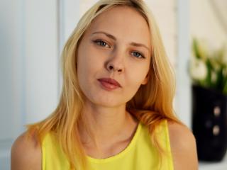 EllyLucky - chat online xXx with a underweight body Girl 