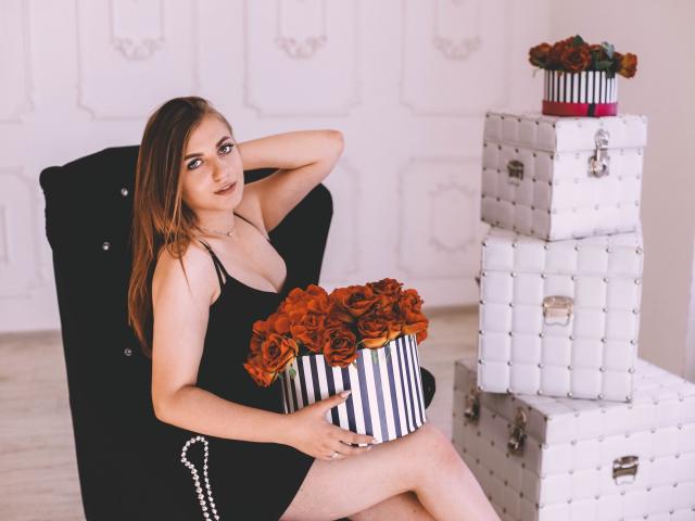 KatieCat - Sexe cam en vivo - 5880101