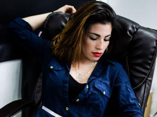 LiliyCute - chat online exciting with a vigorous body Young and sexy lady 