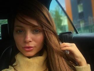 MarryMelda - Chat live sex with a chocolate like hair Sexy girl 