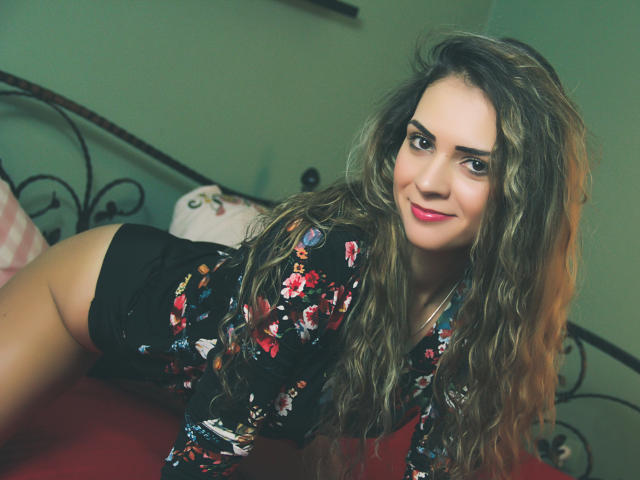 KiaraWild - сексуальная веб-камера в реальном времени - 5898316