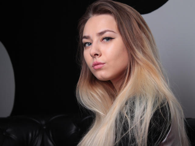 LexieRoze - сексуальная веб-камера в реальном времени - 5899941