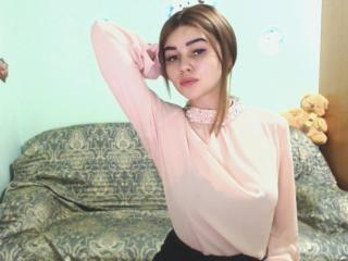 AllThatYouNeed - Webcam live exciting with a Young and sexy lady 