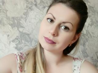 LanaSweetLove - Live chat sex with this average constitution Hot babe 