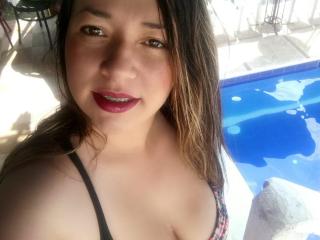 IsabelaHott69 - Show live hard with this latin american Young lady 