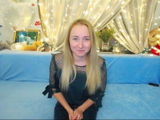 KarinaGo - Chat live porn with a shaved pubis Hot chicks 