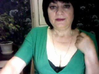 NormaSweet - Chat live hot with a Lady over 35 with enormous melons 