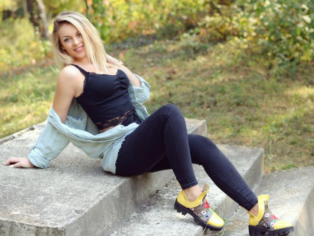 EvetteMeraud - Live sex cam - 5928271