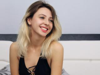 EvaBrieZ - Live cam nude with this skinny body Girl 