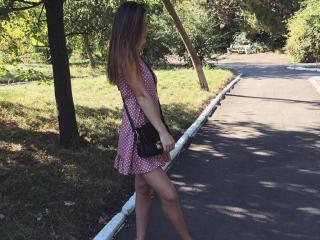 Alanda - chat online hot with a being from Europe 18+ teen woman 