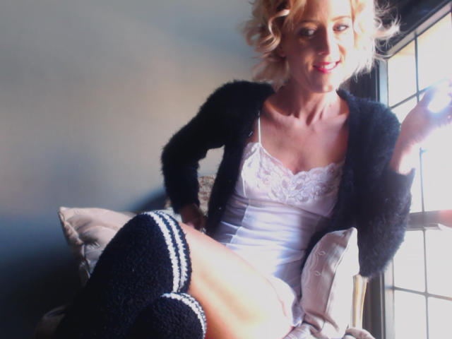 LolaBelle - Live Sex Cam - 5951821