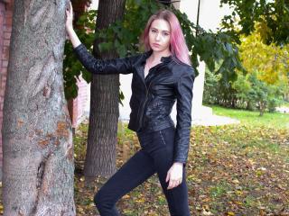 AllisonParadis - Webcam live hot with a shaved intimate parts Young lady 